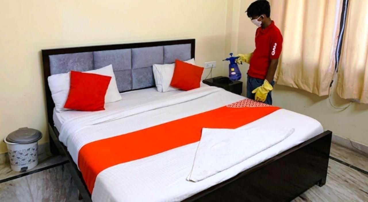 Hotel Rashmi Agra  Esterno foto