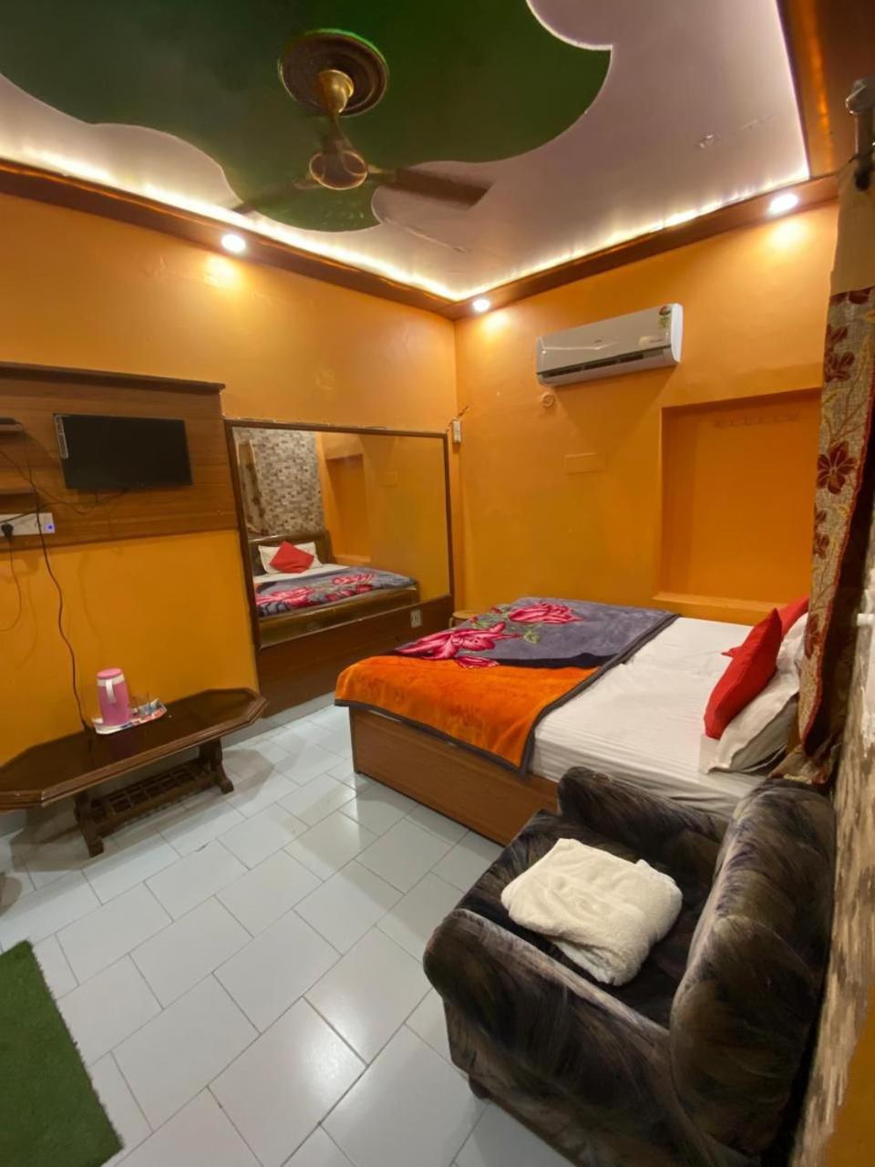 Hotel Rashmi Agra  Esterno foto