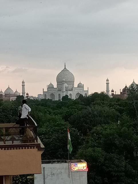 Hotel Rashmi Agra  Esterno foto