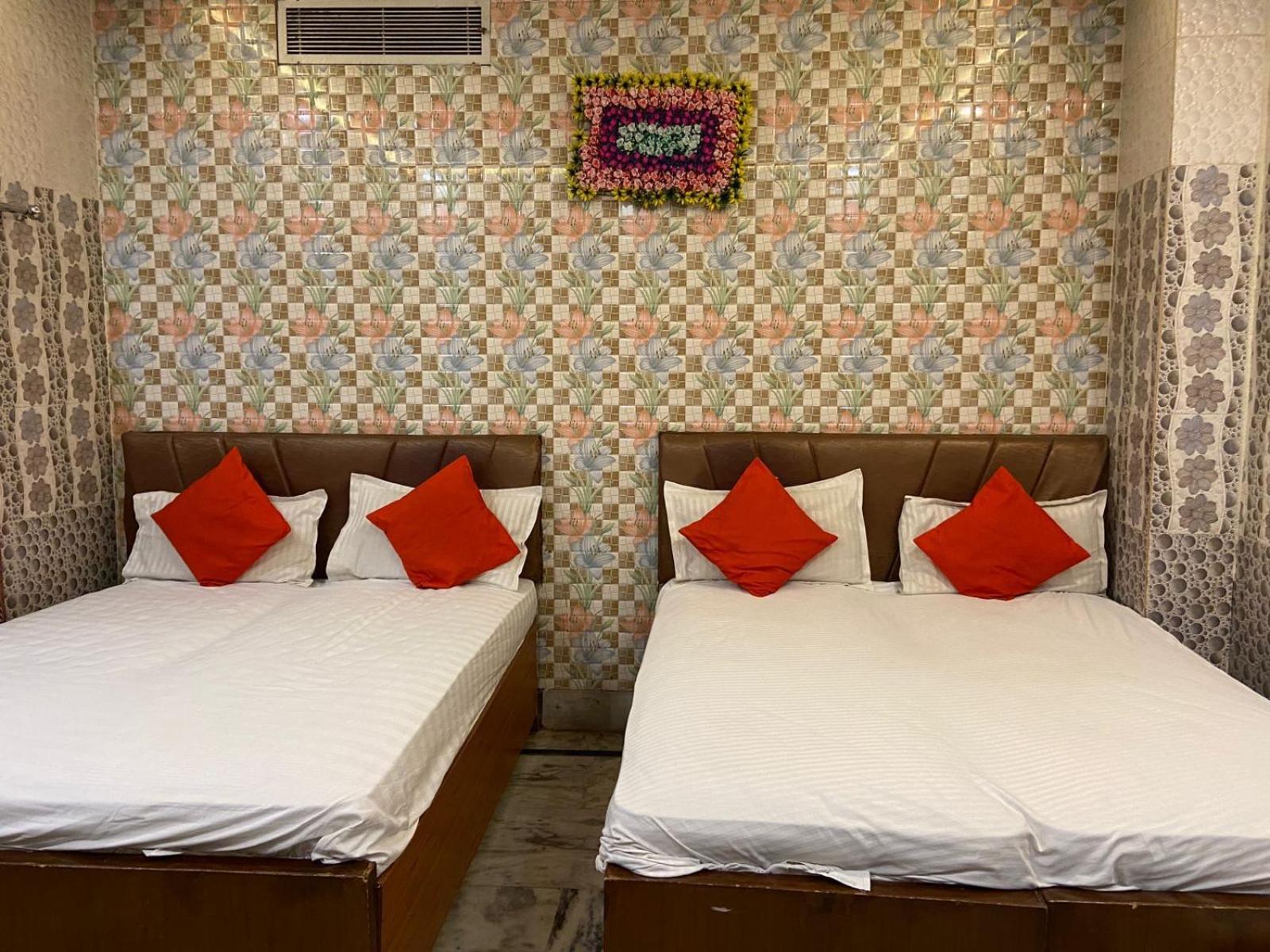 Hotel Rashmi Agra  Esterno foto