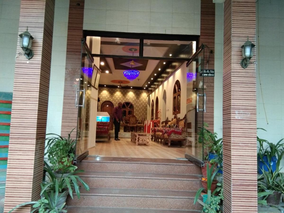 Hotel Rashmi Agra  Esterno foto