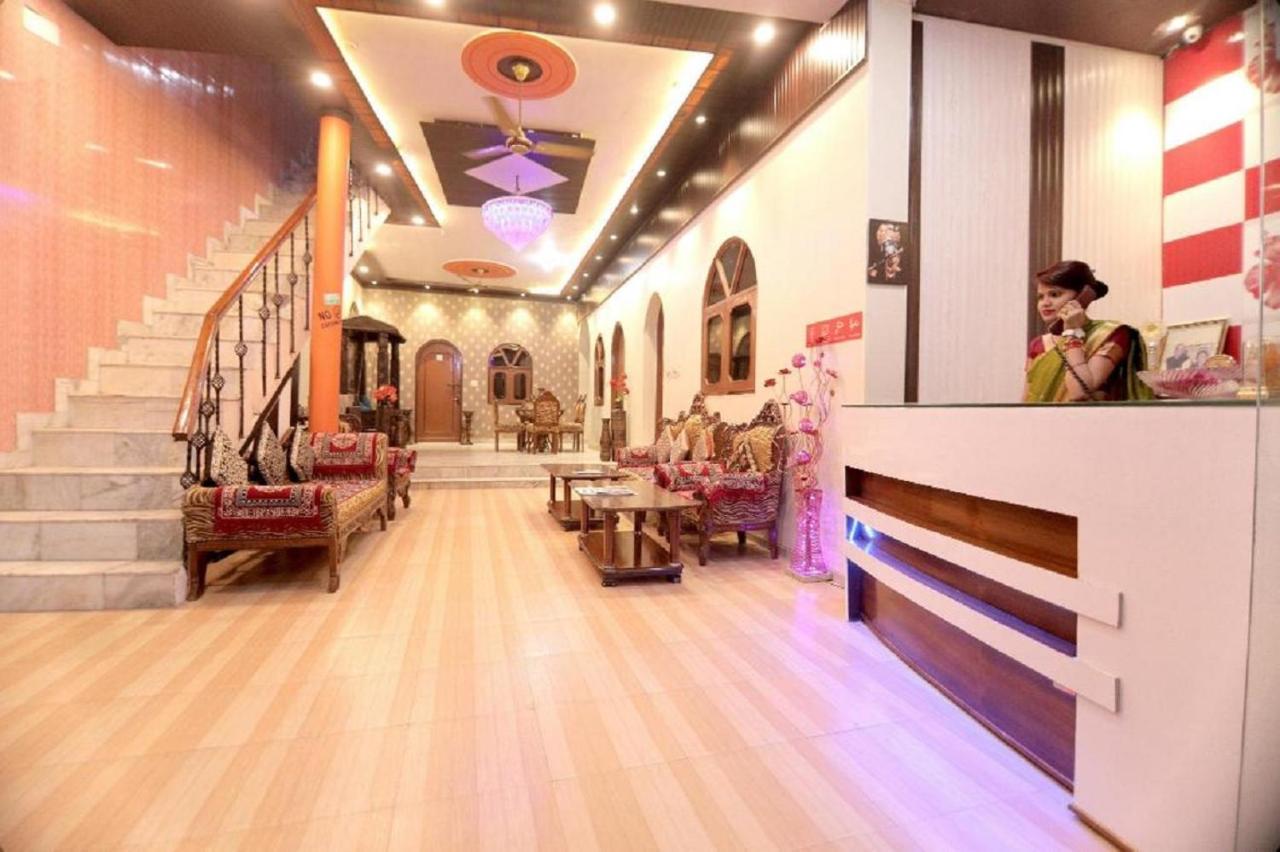 Hotel Rashmi Agra  Esterno foto