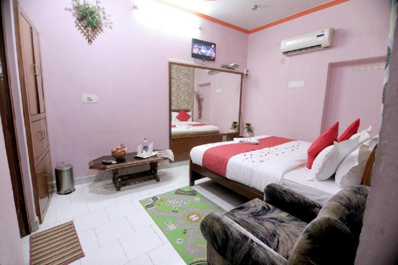 Hotel Rashmi Agra  Esterno foto